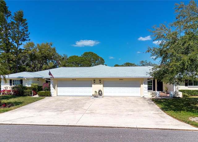 Property at 5621 Palm Aire Dr, Sarasota, FL 34243, 3 beds, 2 baths