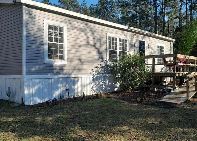 Property at 329 NE 135th Ct, Williston, FL 32696, 3 beds, 2 baths