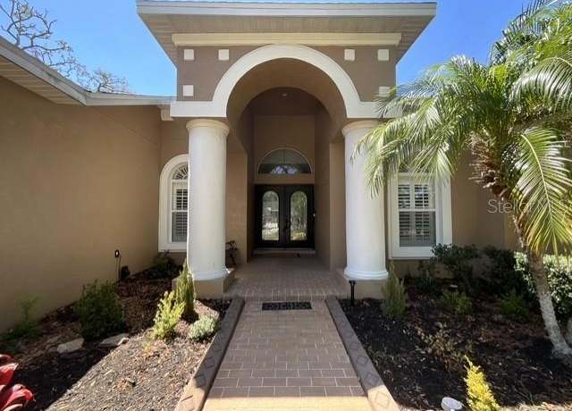 Property at 10101 Paddock Oaks Dr, Riverview, FL 33569, 4 beds, 3 baths