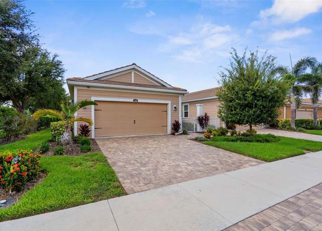Property at 11789 Tapestry Ln, Venice, FL 34293, 2 beds, 2 baths