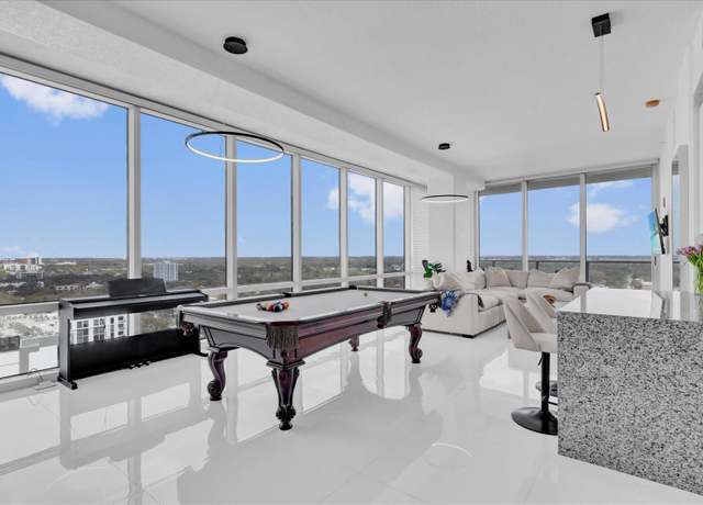 Property at 150 E Robinson St #2111, Orlando, FL 32801, 2 beds, 2 baths