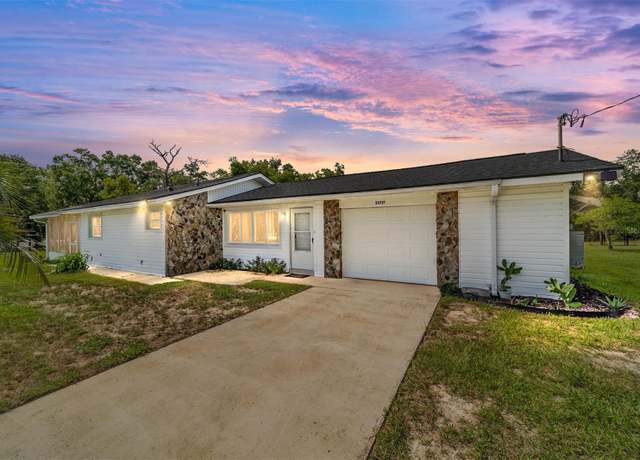 Property at 23717 SW Zephyr Hill Ct, Dunnellon, FL 34431, 3 beds, 2 baths