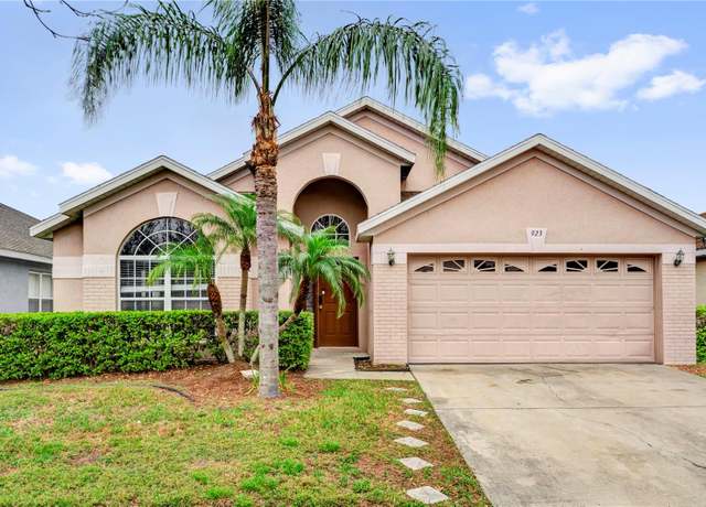 Property at 923 Tramells Trl, Kissimmee, FL 34744, 4 beds, 2 baths