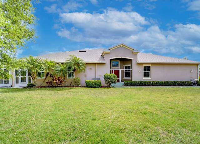 Property at 2401 Richmond Greens Ct, Sun City Center, FL 33573, 2 beds, 2 baths