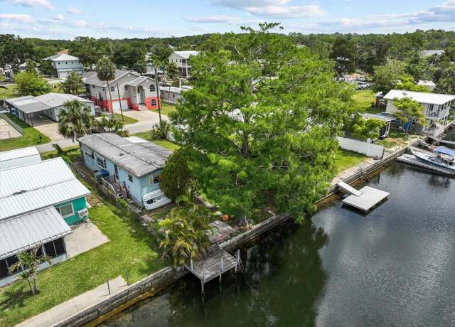 Property at 5266 Palisade Dr, Weeki Wachee, FL 34607, 1 bed, 1 bath
