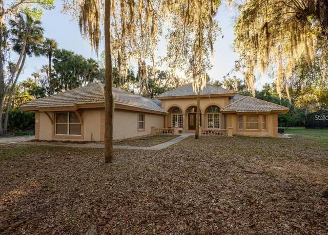 Property at 1695 Horseshoe Rd, Deltona, FL 32725, 4 beds, 4 baths