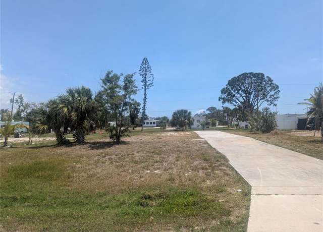 Property at 2035 Laurel Ave, Englewood, FL 34224