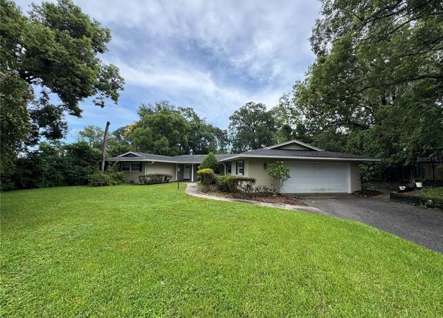 Property at 2106 Normandy Dr, Mount Dora, FL 32757, 3 beds, 3 baths