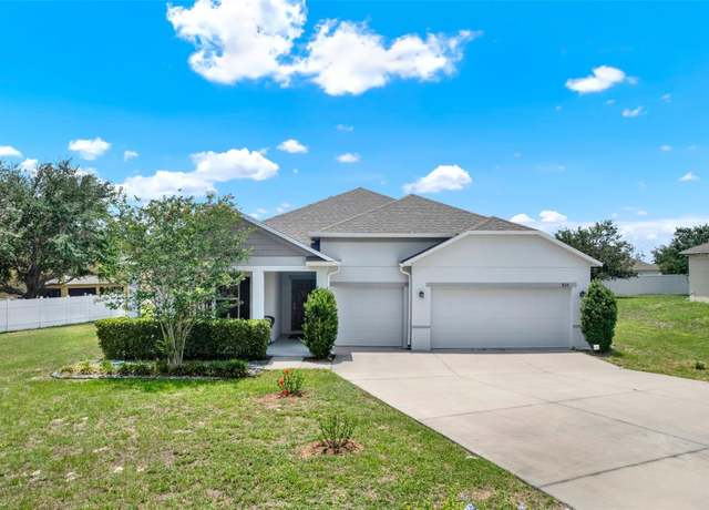 Property at 804 Glen Creek Ct, Fruitland Park, FL 34731, 3 beds, 2 baths