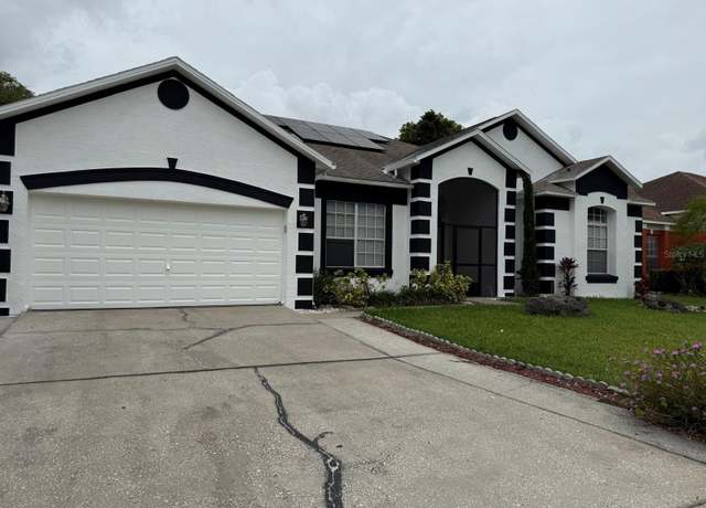 Property at 216 Boxwood Dr, Davenport, FL 33837, 4 beds, 2 baths