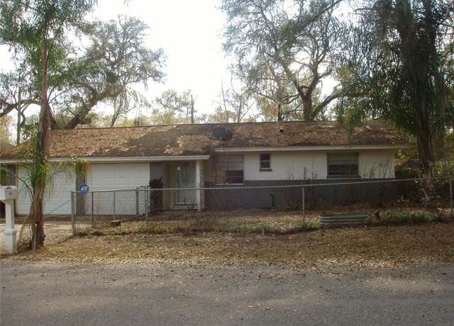 Property at 3401 Riderwood Dr, Dade City, FL 33523, 2 beds, 1 bath