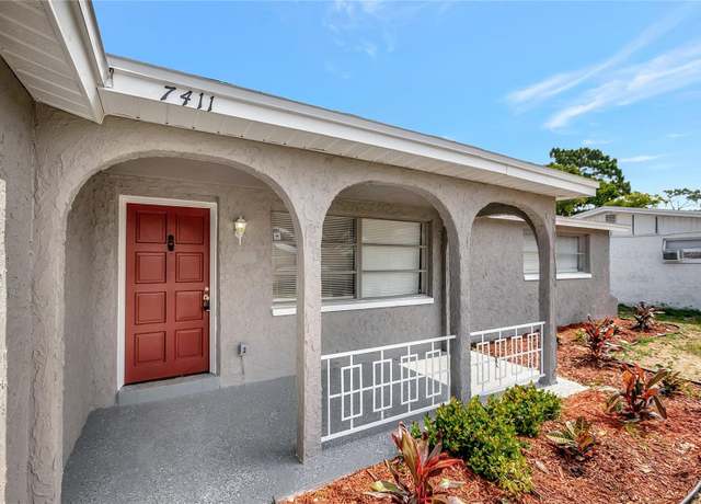 Property at 7411 Seashore Dr, Port Richey, FL 34668, 3 beds, 2 baths