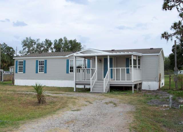 Property at 1303 Peregrine Dr, Plant City, FL 33565, 3 beds, 2 baths