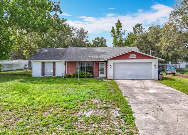 Property at 11340 Corinthian St, Spring Hill, FL 34609, 3 beds, 2.5 baths
