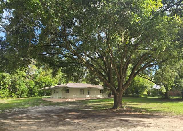 Property at 18566 NW 242nd St, High Springs, FL 32643, 2 beds, 2 baths
