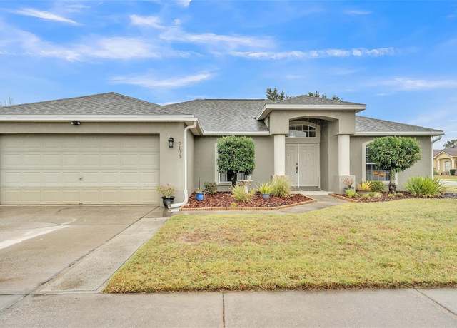 Property at 2105 Normandy Heights Ln, Winter Haven, FL 33880, 3 beds, 2 baths