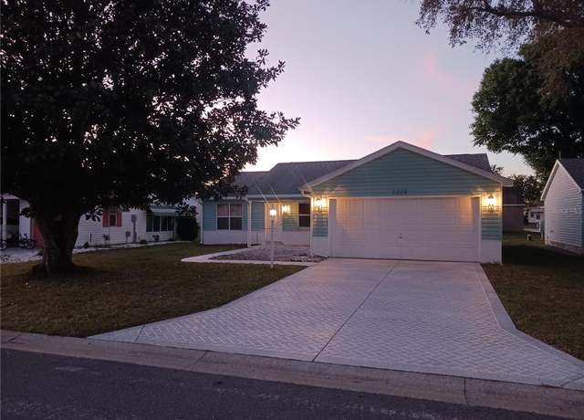Property at 1219 Santos Pl, Lady Lake, FL 32159, 2 beds, 2 baths