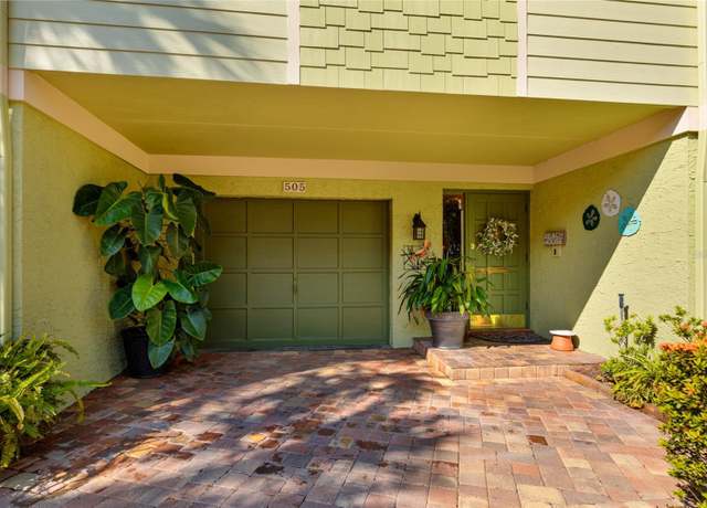 Property at 505 Sandy Hook Rd #505, Treasure Island, FL 33706, 2 beds, 2.5 baths