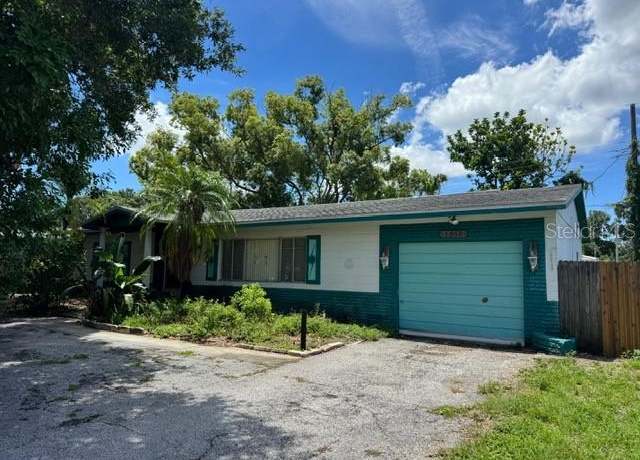 Property at 5630 47th Ave N, Kenneth City, FL 33709, 2 beds, 1 bath
