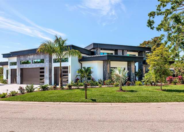 Property at 1555 Eastbrook Dr, Sarasota, FL 34231, 5 beds, 5.5 baths
