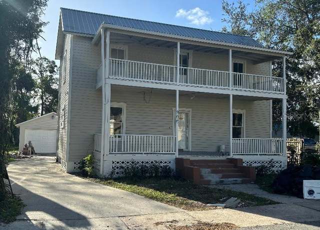 Property at 306 Murray St, New Smyrna Beach, FL 32168, 3 beds, 1.5 baths