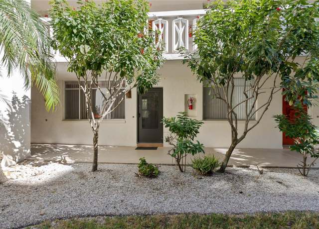 Property at 2630 Pearce Dr #102, Clearwater, FL 33764, 1 bed, 1.5 baths
