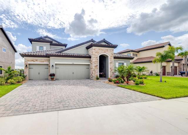 Property at 13871 Heartwood Way, Parrish, FL 34219, 4 beds, 4 baths