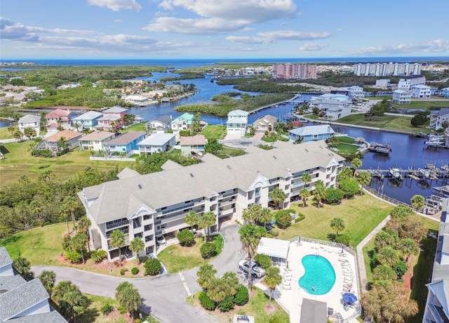 Property at 5537 Sea Forest Dr #301, New Port Richey, FL 34652, 3 beds, 3 baths