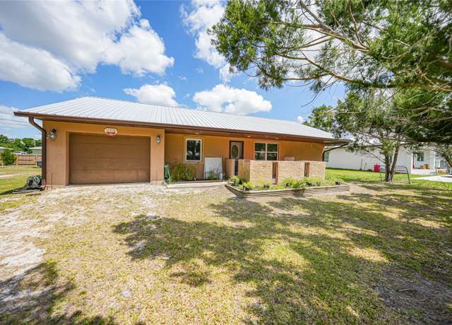 Property at 11376 SW Orange Ave, Arcadia, FL 34269, 2 beds, 2 baths