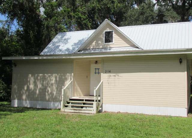 Property at 214 W Dade Ave, Bushnell, FL 33513, 4 beds, 2 baths