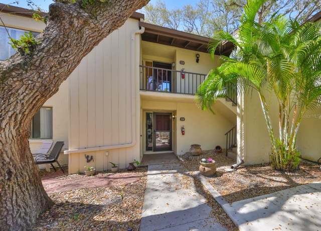 Property at 700 Starkey Rd #514, Largo, FL 33771, 2 beds, 2 baths