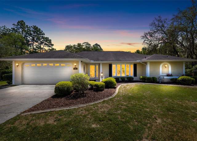 Property at 8315 SW 209th Ct, Dunnellon, FL 34431, 3 beds, 3 baths