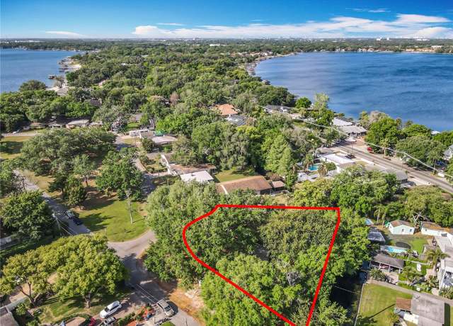 Property at 5402 Parkway Dr, Belle Isle, FL 32809, 4 beds, 4 baths