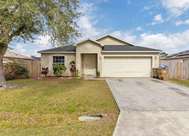 Property at 114 Briarcliff Dr, Kissimmee, FL 34758, 4 beds, 2 baths