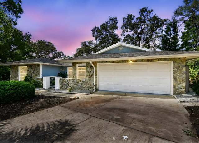 Property at 1392 Burnt Oak St, Tarpon Springs, FL 34689, 2 beds, 2 baths