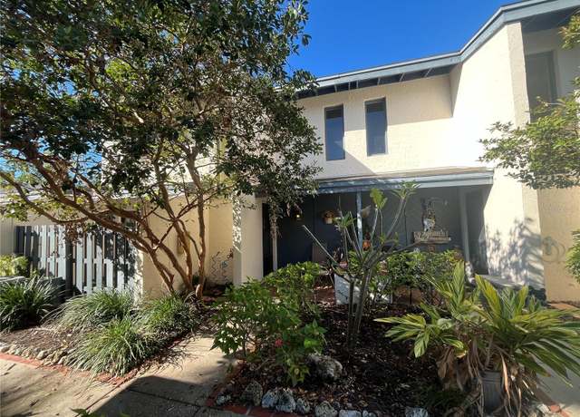 Property at 7312 Cloister Dr #7312, Sarasota, FL 34231, 2 beds, 2 baths