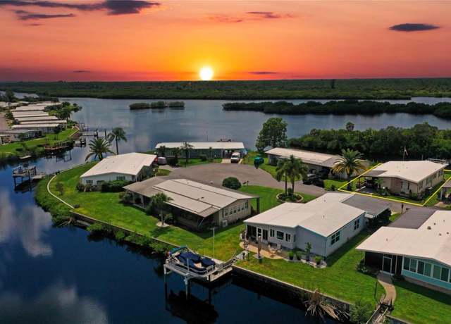 Property at 107 Lazy River Rd, North Port, FL 34287, 2 beds, 2 baths