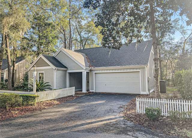 Property at 5453 SW 91st Ter, Gainesville, FL 32608, 3 beds, 2 baths