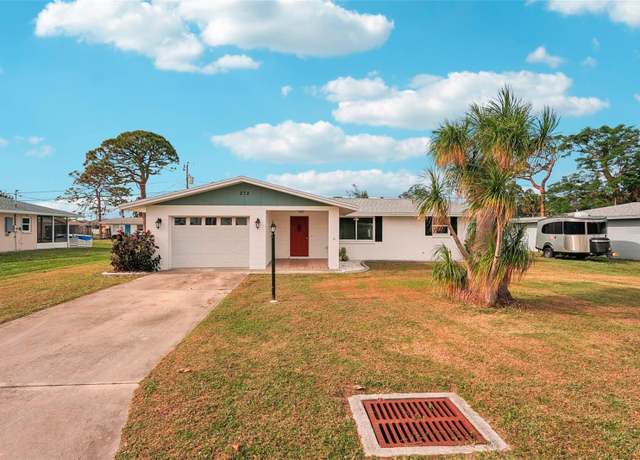 Property at 872 Mohawk Rd, Venice, FL 34293, 2 beds, 2 baths