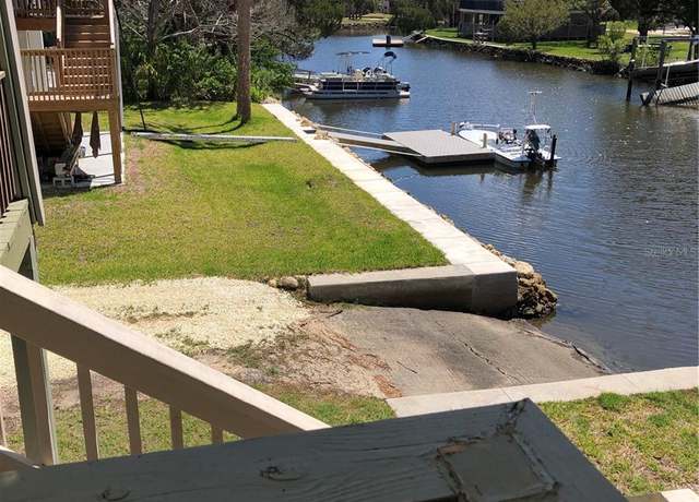 Property at 12108 W Gulf Breeze Ct, Crystal River, FL 34429, 2 beds, 1.5 baths