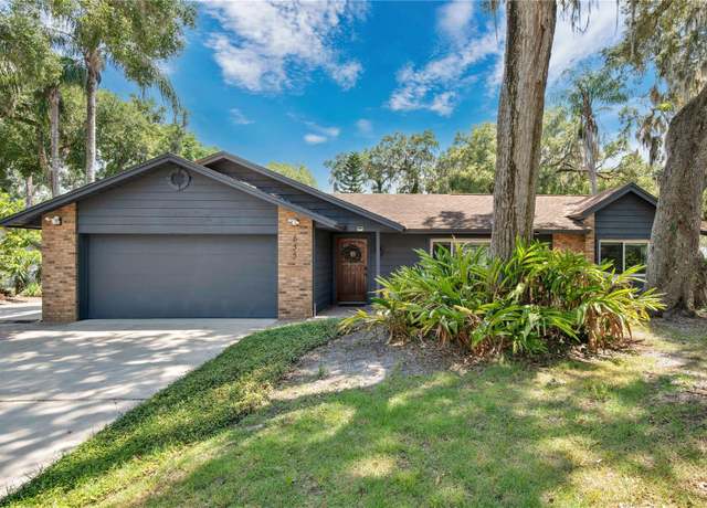 Property at 655 Vine Ct, Apopka, FL 32703, 3 beds, 2 baths