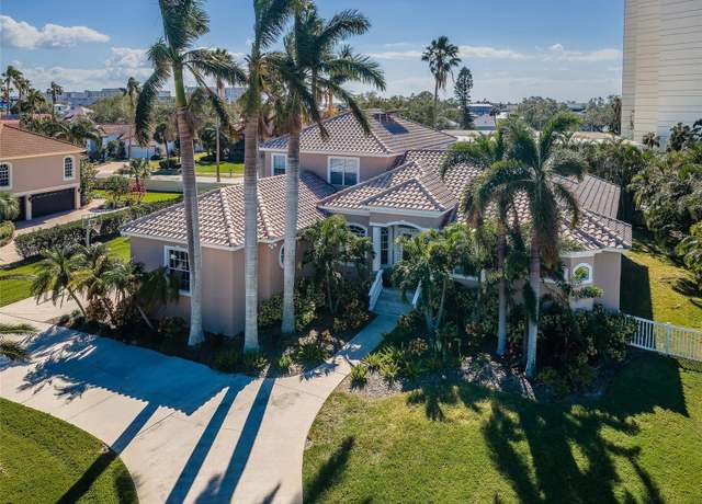 Property at 5944 Bay Dr S, Gulfport, FL 33707, 5 beds, 3.5 baths