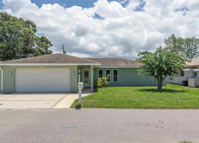 Property at 10319 113th St, Largo, FL 33778, 3 beds, 2 baths