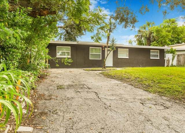 Property at 2110 Alemanda Dr, Clearwater, FL 33764, 4 beds, 2 baths