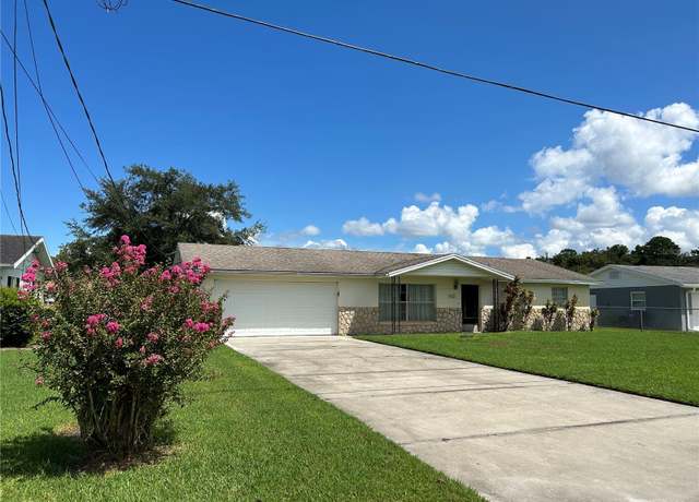 Property at 1612 Juno Trl, Astor, FL 32102, 2 beds, 2 baths