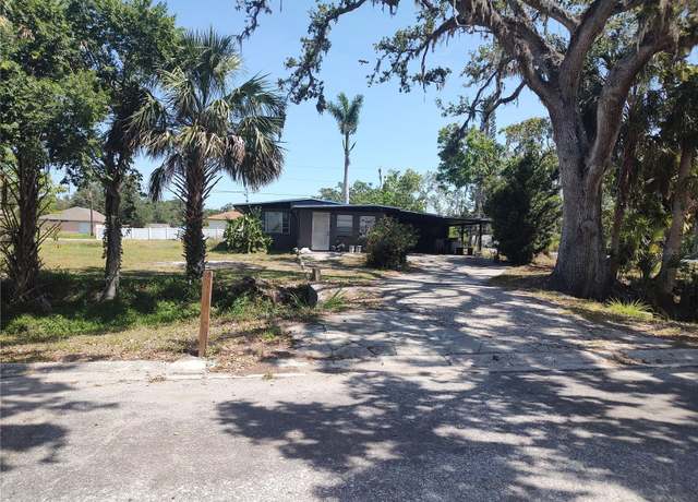 Property at 1423 17th Ave E, Bradenton, FL 34208, 3 beds, 2 baths