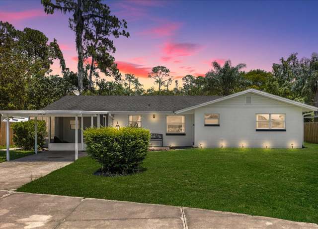 Property at 37102 Oak Ln, Umatilla, FL 32784, 4 beds, 2 baths