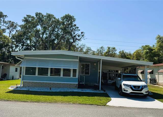 Property at 121 Bougainvillea Dr, Leesburg, FL 34748, 2 beds, 2 baths