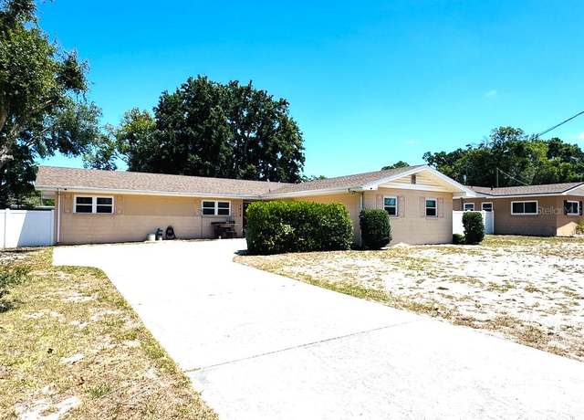 Property at 1419 Avenue D NE, Winter Haven, FL 33881, 4 beds, 2 baths