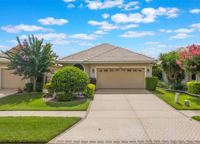 Property at 9015 Saint Andrews Way Way, Mount Dora, FL 32757, 2 beds, 2 baths